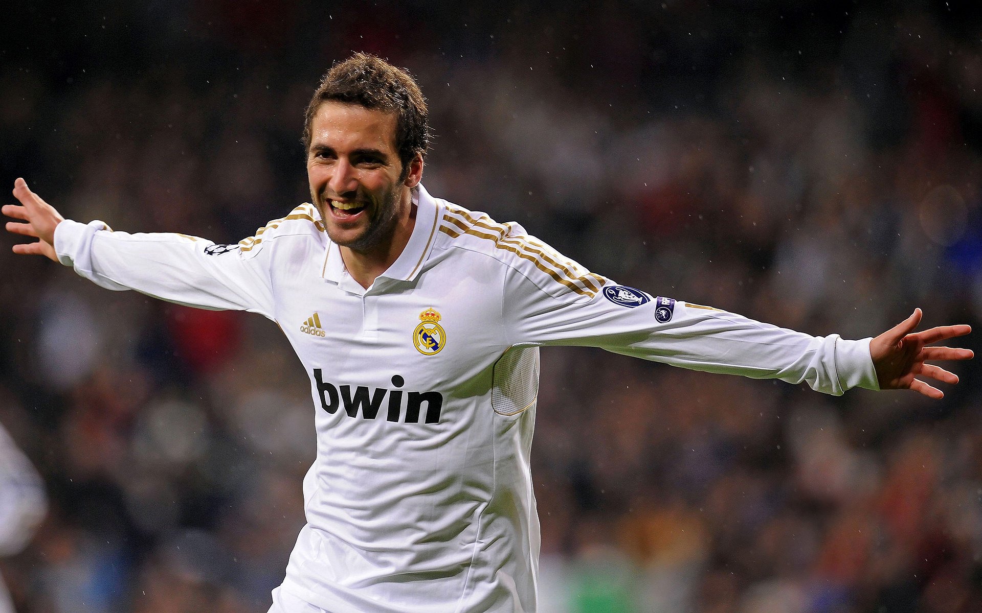 F1品牌合作:跨界联名的新潮流,f1都有哪些品牌